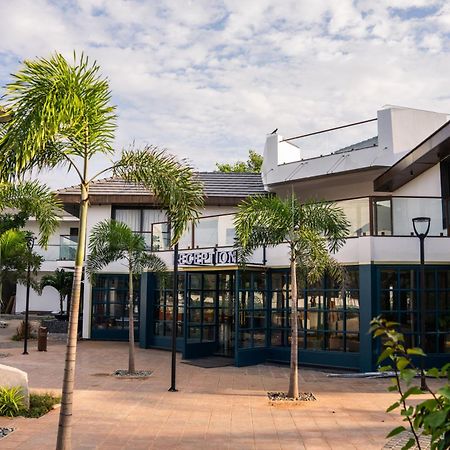 Mstays Ecr By Mirabilis Hotel Chennai Exterior foto