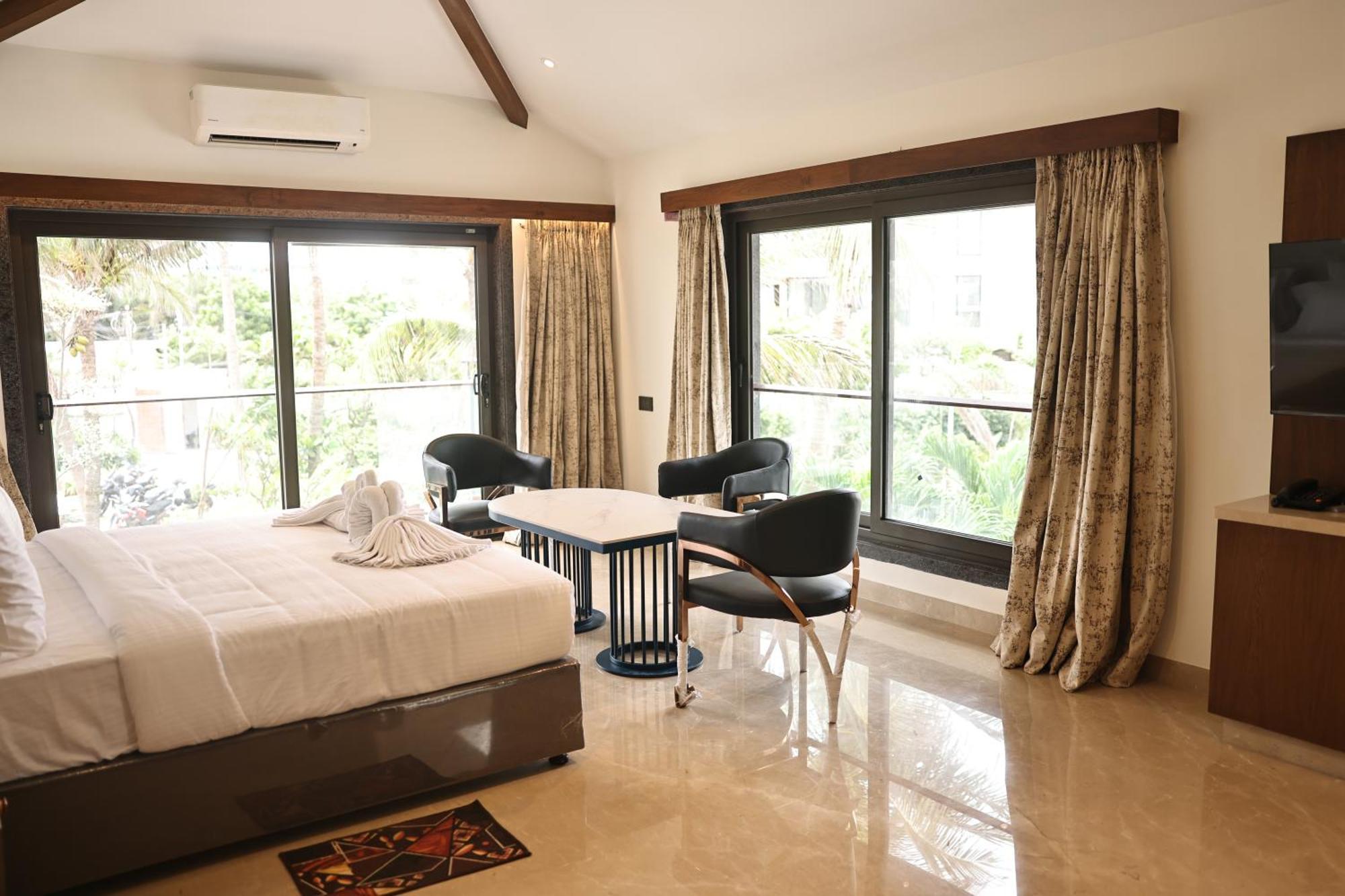 Mstays Ecr By Mirabilis Hotel Chennai Exterior foto
